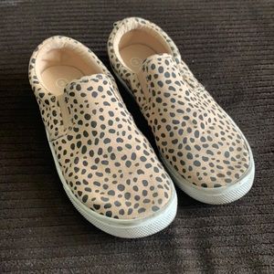 Girls slip ons